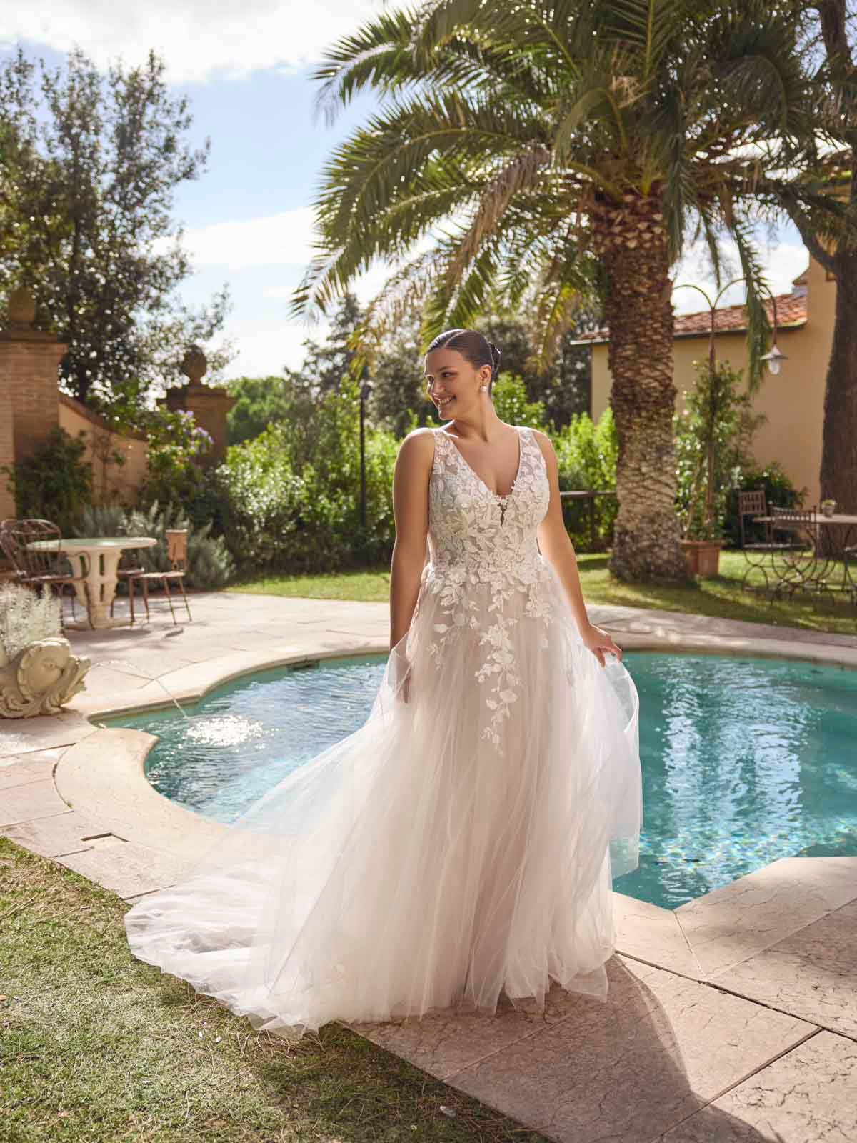 Modeca Curvy 2026 — abito 3